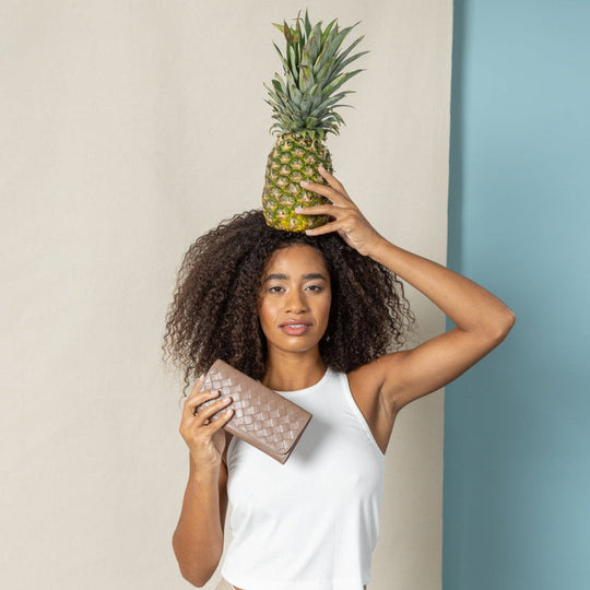 Trifold Wallet (Taupe)