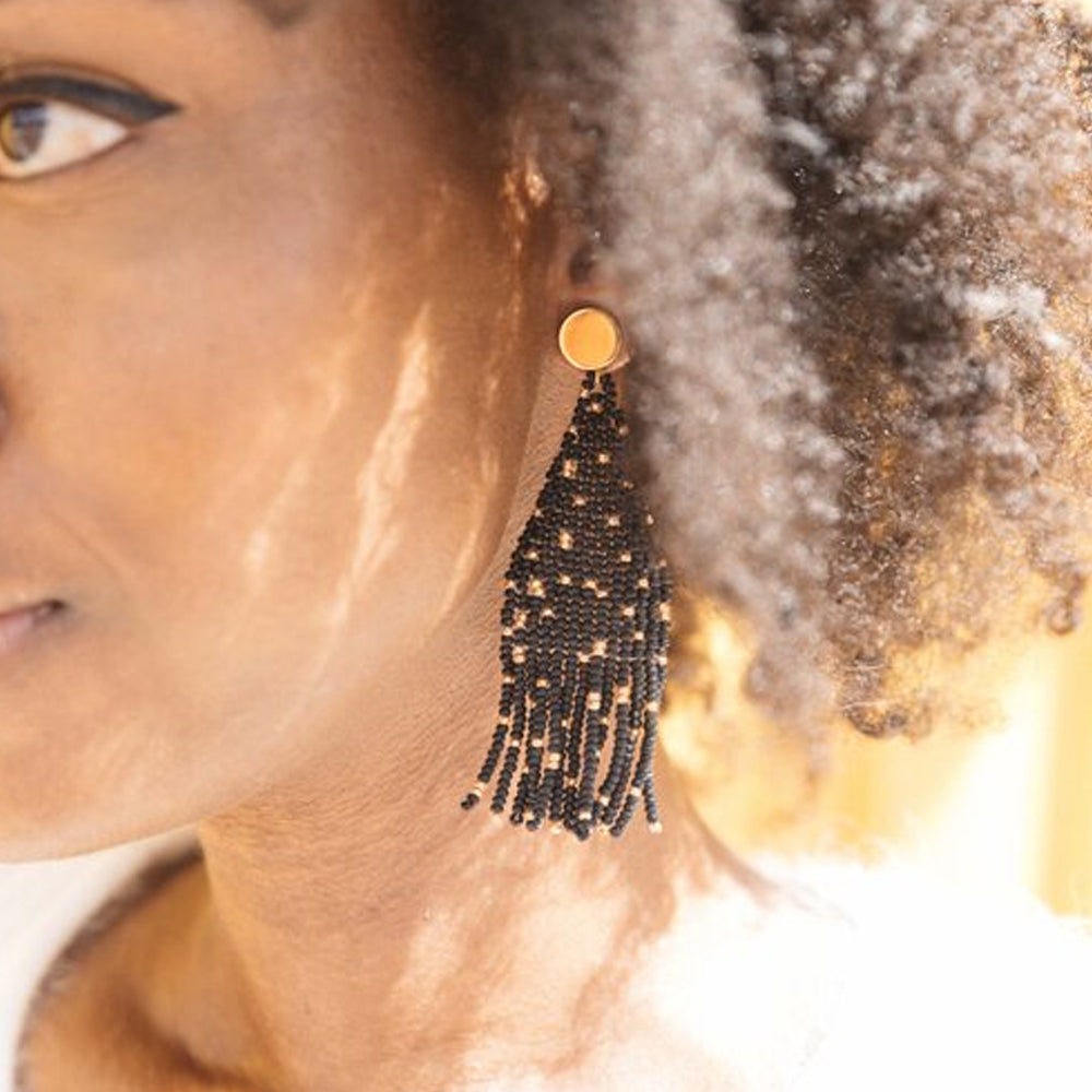Annie Beaded Fringe Earring: Black/Gold