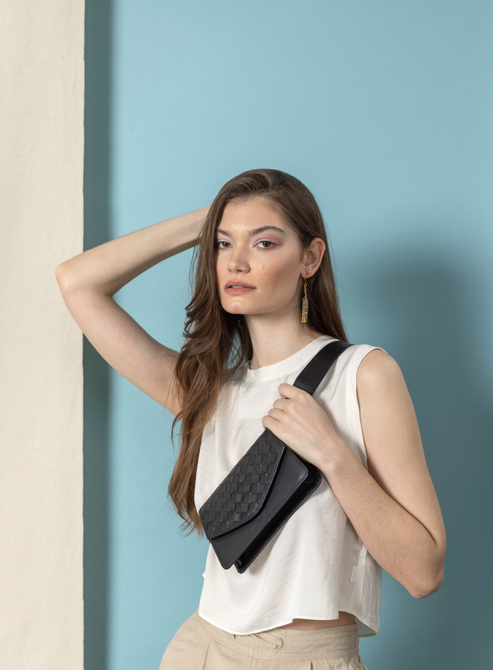 Woven Belt Bag Black