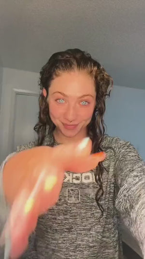@diary.of.jess curly hair routine using Kreyol Essence OMG! Thirst Trap Treatment Moisturizer